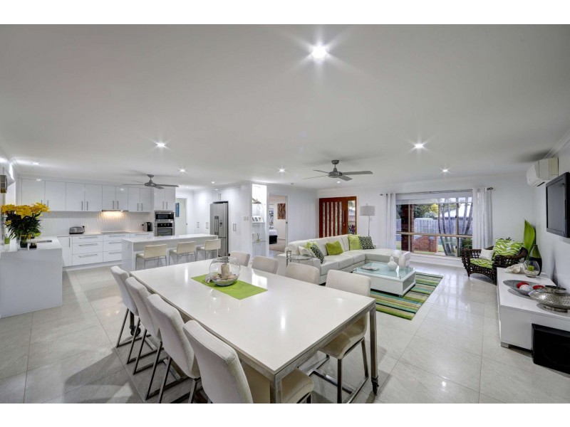 20 Fairway Drive, Bargara QLD 4670