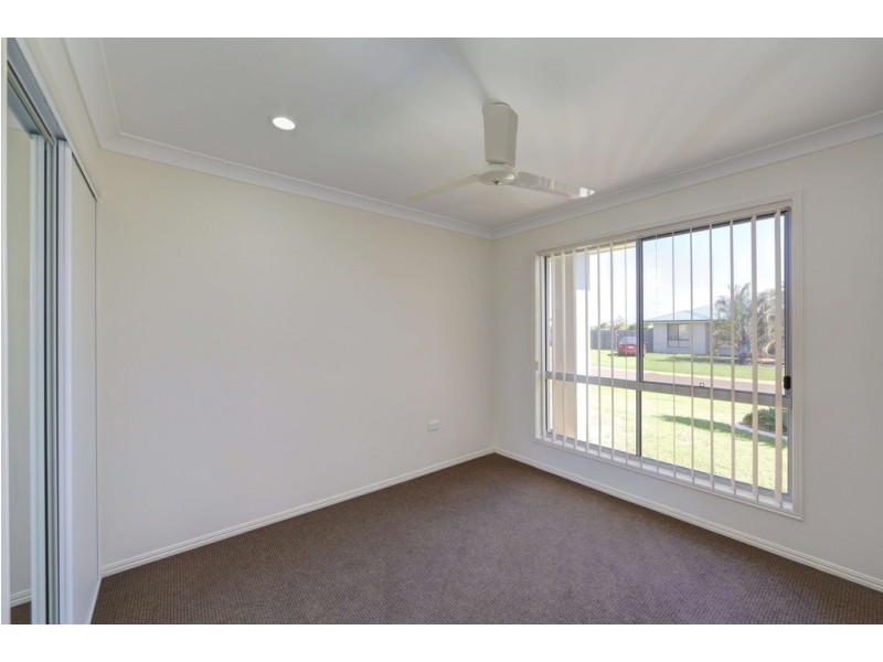 18 Belmonte Drive, Coral Cove QLD 4670