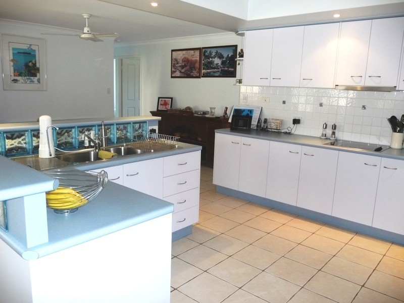 131 Barolin Esplanade, Coral Cove QLD 4670