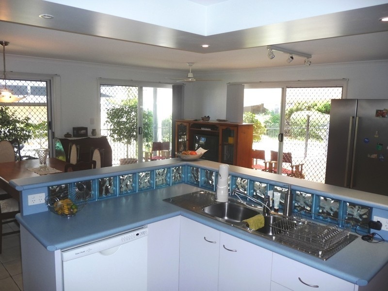 131 Barolin Esplanade, Coral Cove QLD 4670