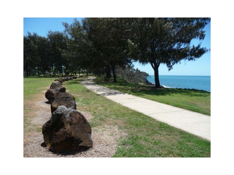 131 Barolin Esplanade, Coral Cove QLD 4670