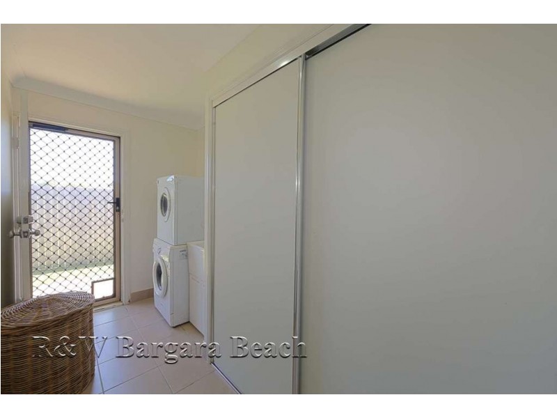 9 Blake Close, Coral Cove QLD 4670