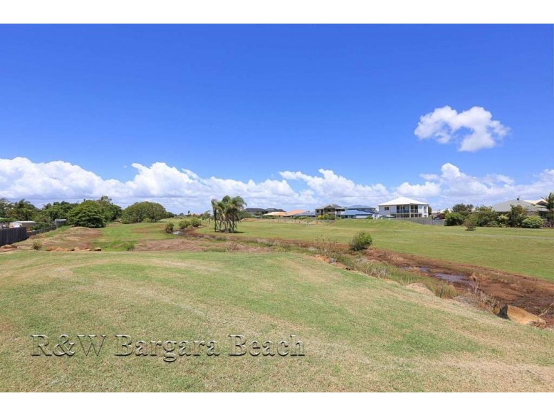 9 Blake Close, Coral Cove QLD 4670