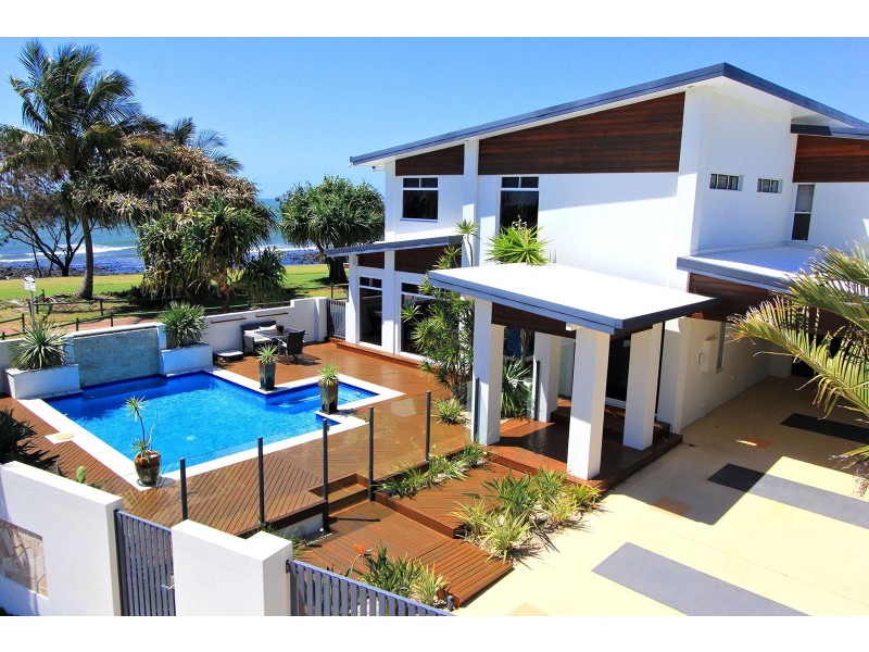 152 Barolin Esplanade, Coral Cove QLD 4670