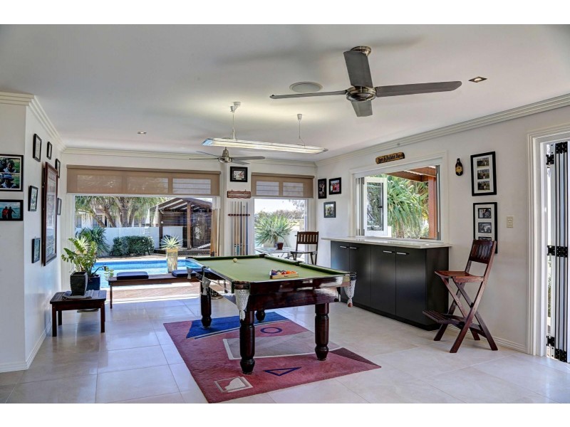 152 Barolin Esplanade, Coral Cove QLD 4670