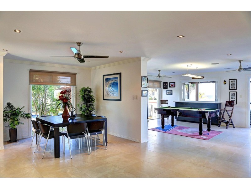 152 Barolin Esplanade, Coral Cove QLD 4670