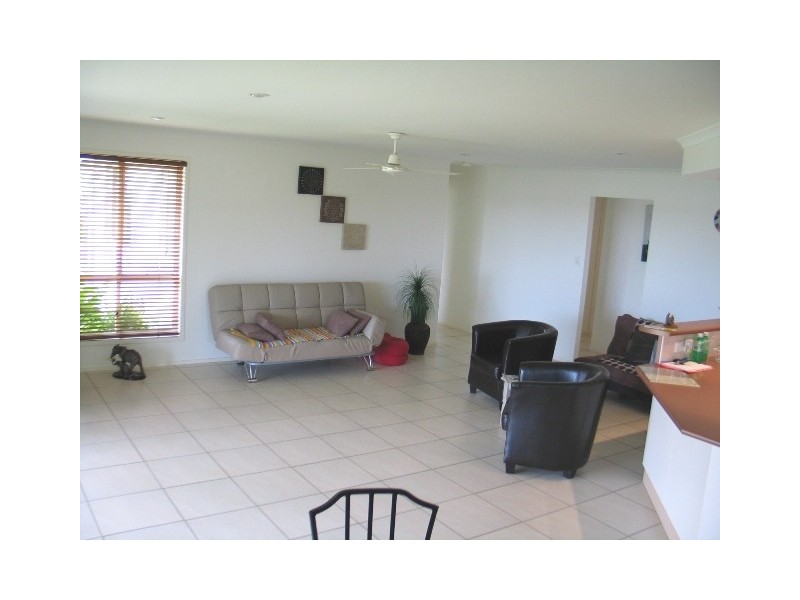 3 Pioneer Close, Bargara QLD 4670