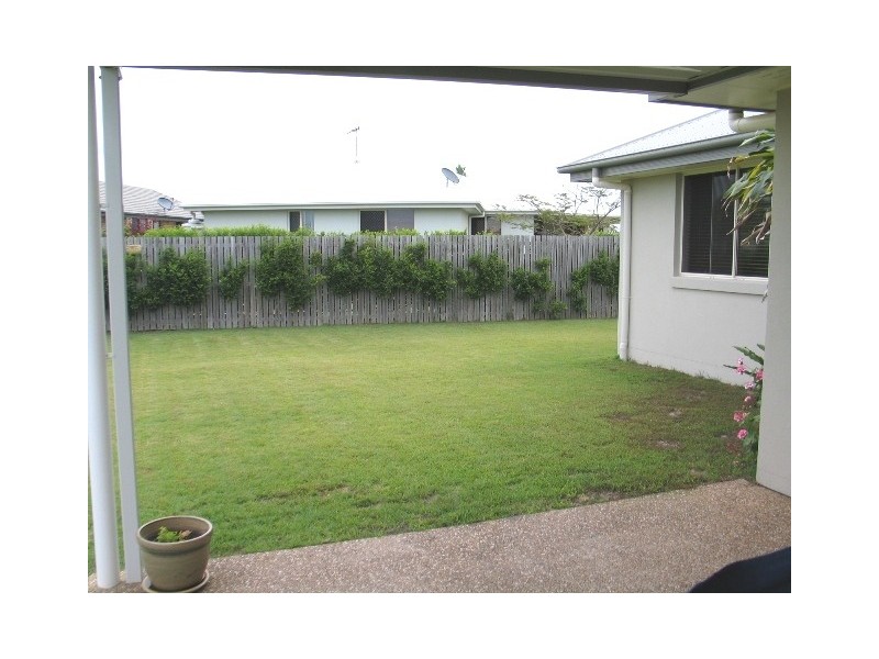 3 Pioneer Close, Bargara QLD 4670
