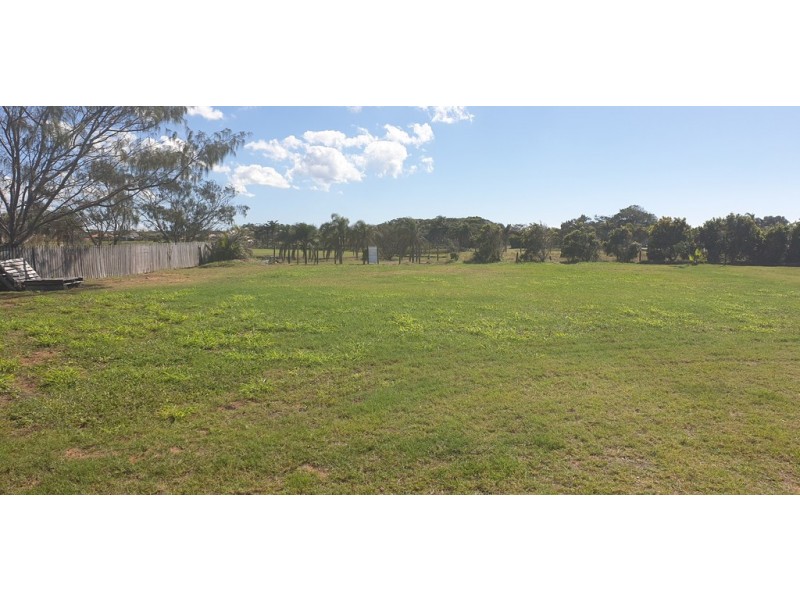 30 Chantelle Circuit, Coral Cove QLD 4670