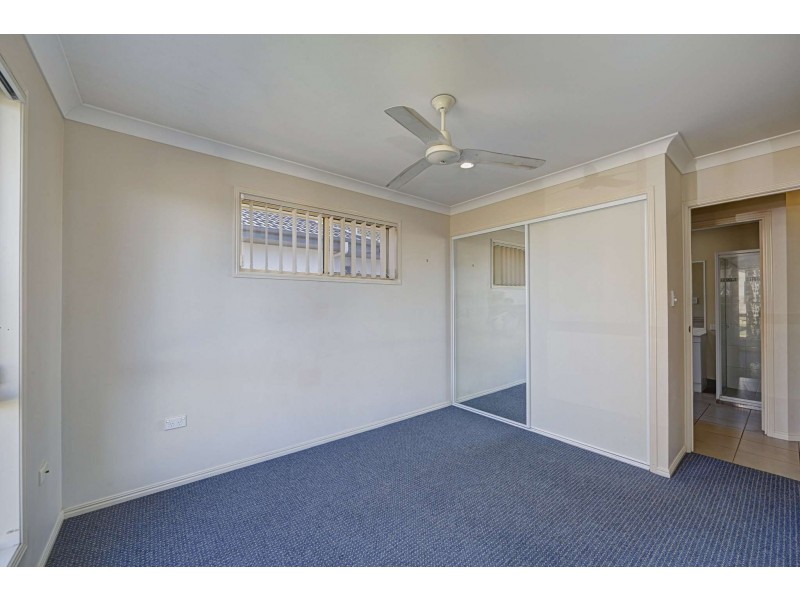 9 Sams Place, Coral Cove QLD 4670