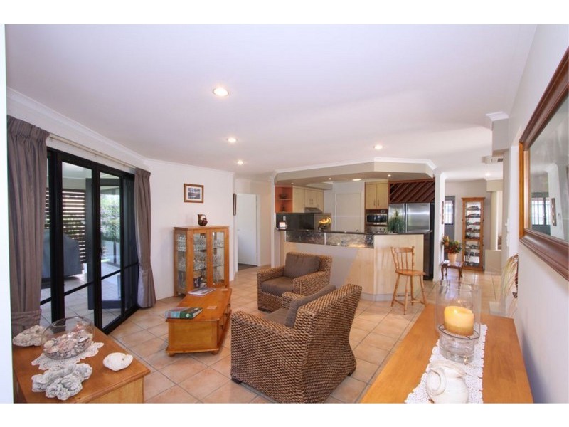 House 15, 5 Robert John Circuit, Coral Cove QLD 4670