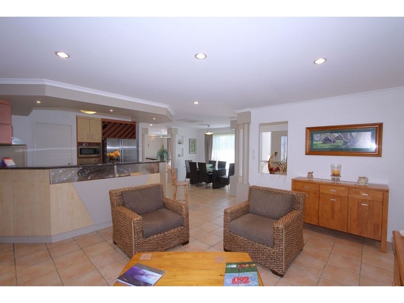 House 15, 5 Robert John Circuit, Coral Cove QLD 4670