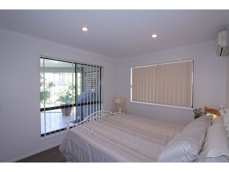 House 15, 5 Robert John Circuit, Coral Cove QLD 4670