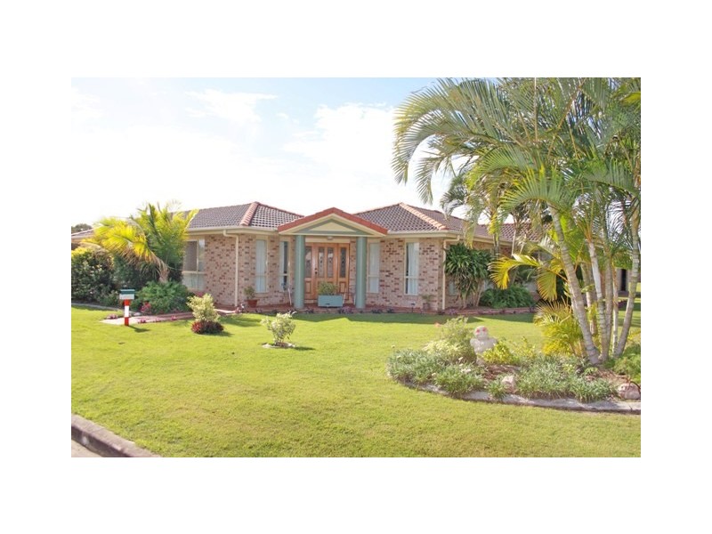 5 Allana Court, Elliott Heads QLD 4670