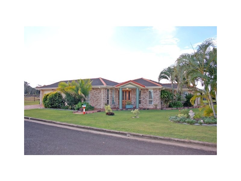 5 Allana Court, Elliott Heads QLD 4670