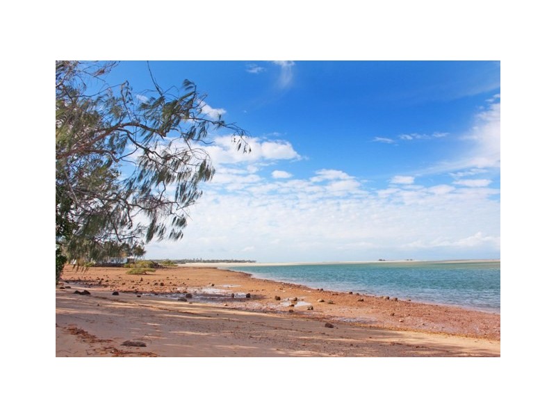 5 Allana Court, Elliott Heads QLD 4670