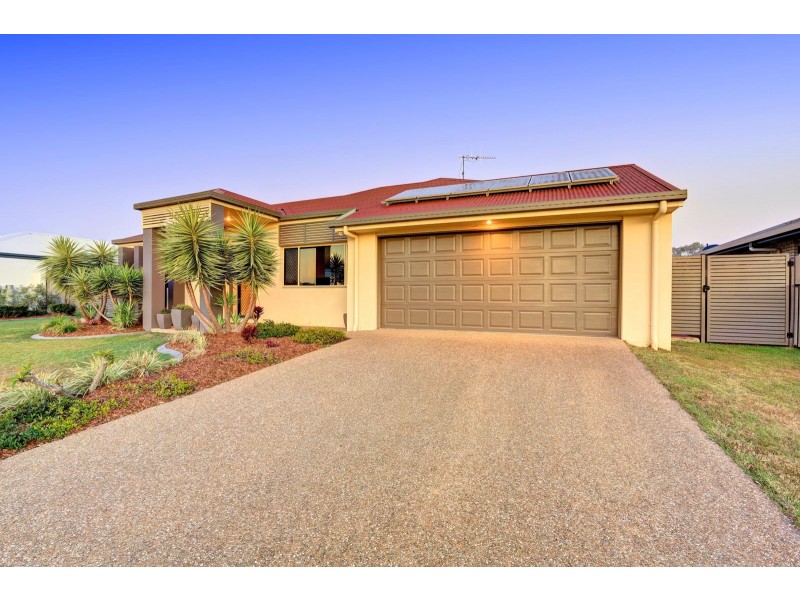 9 Blain Street, Bargara QLD 4670