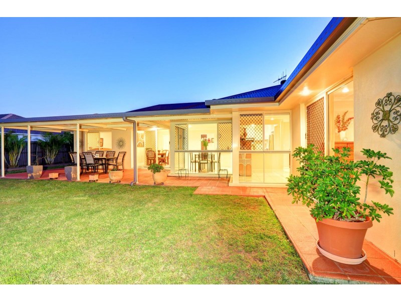 9 Blain Street, Bargara QLD 4670