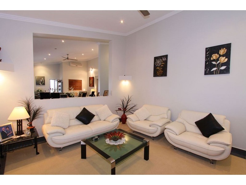 4 Amber Close, Bargara QLD 4670
