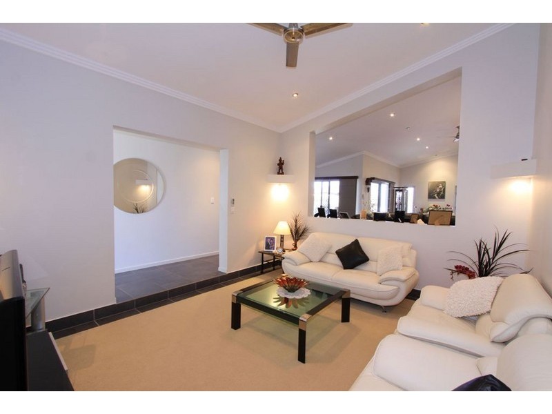 4 Amber Close, Bargara QLD 4670