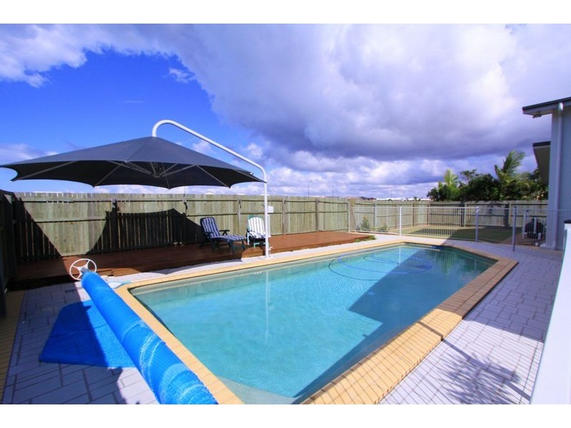 4 Amber Close, Bargara QLD 4670