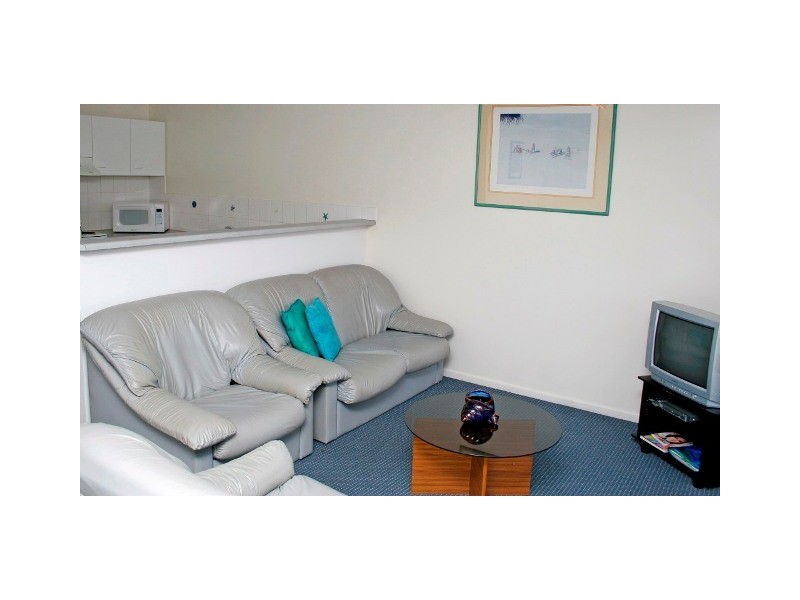 Unit 3, 20 Bauer St Coral Coast Plaza, Bargara QLD 4670