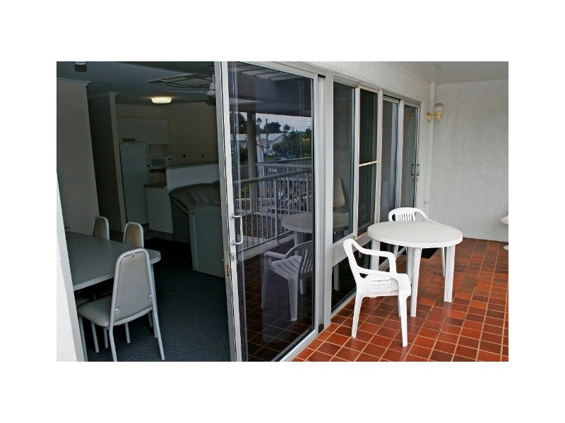 Unit 3, 20 Bauer St Coral Coast Plaza, Bargara QLD 4670