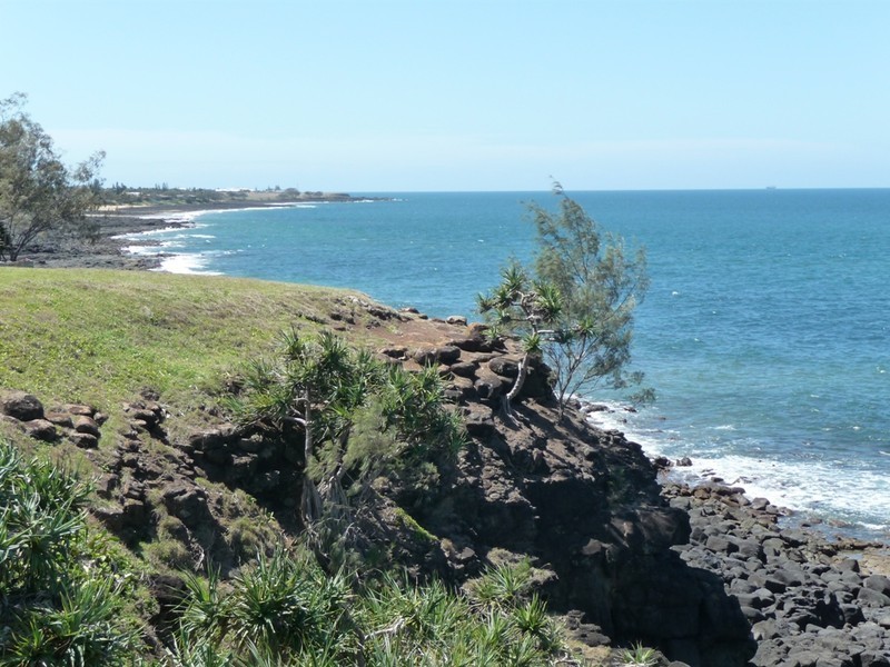 18 Coral Cove Drive, Coral Cove QLD 4670