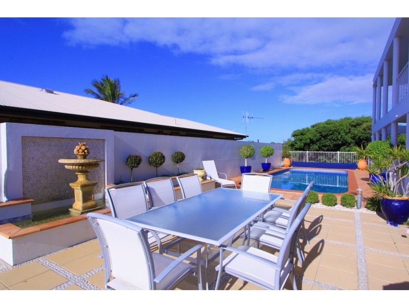 73 Fairway Drive, Bargara QLD 4670