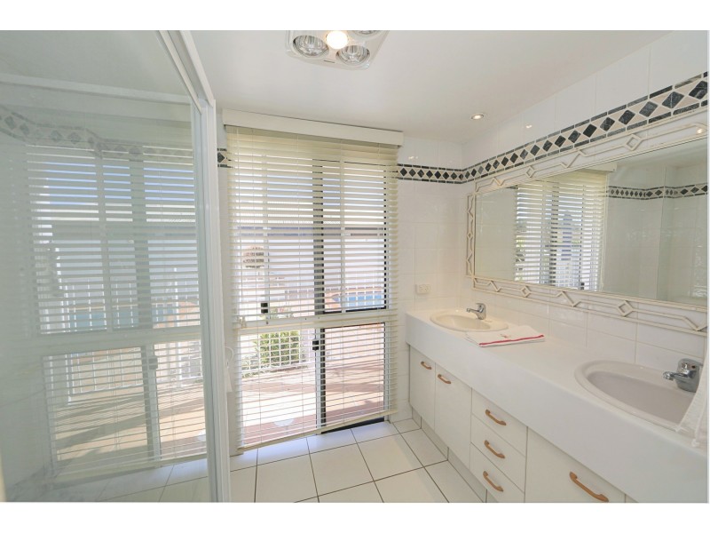 73 Fairway Drive, Bargara QLD 4670