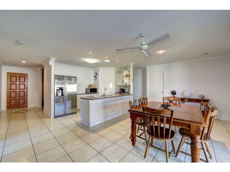 7 Jacaranda Drive, Bargara QLD 4670