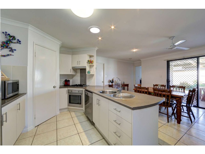 7 Jacaranda Drive, Bargara QLD 4670