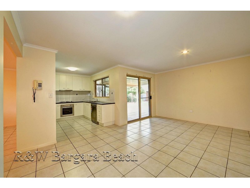 71 Barolin Esplanade, Coral Cove QLD 4670
