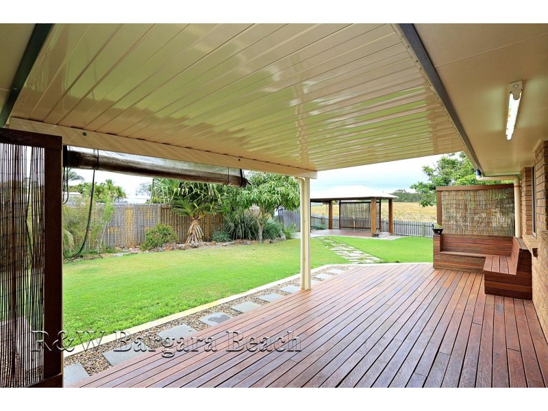 71 Barolin Esplanade, Coral Cove QLD 4670