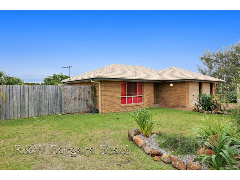 71 Barolin Esplanade, Coral Cove QLD 4670