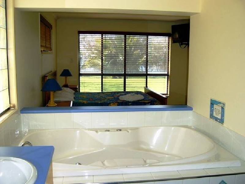 Abbotsford QLD 4670