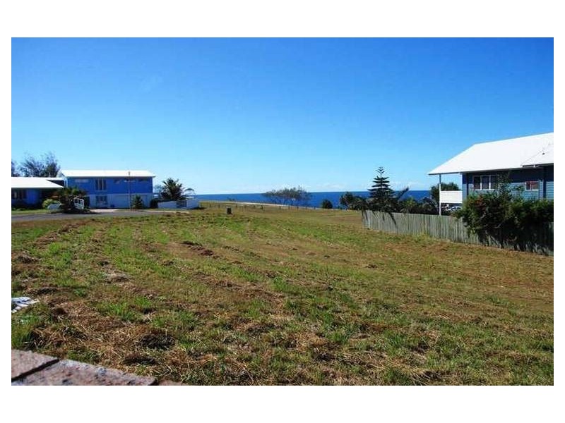 7 Arthur Brown Court, Coral Cove QLD 4670