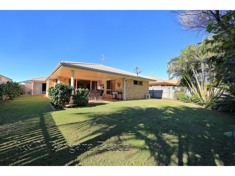12 McCallum Close, Coral Cove QLD 4670
