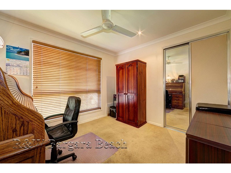 12 McCallum Close, Coral Cove QLD 4670