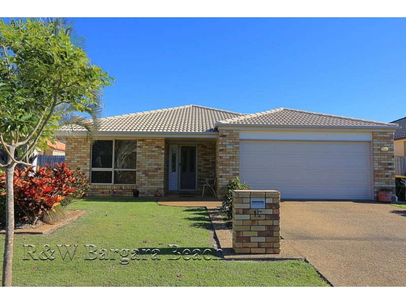12 McCallum Close, Coral Cove QLD 4670