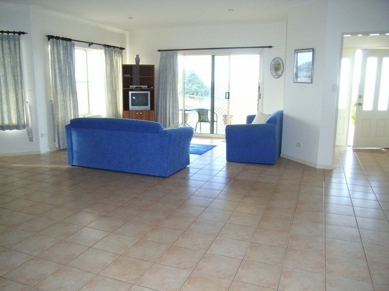 135 Sea Esplanade, Burnett Heads QLD 4670