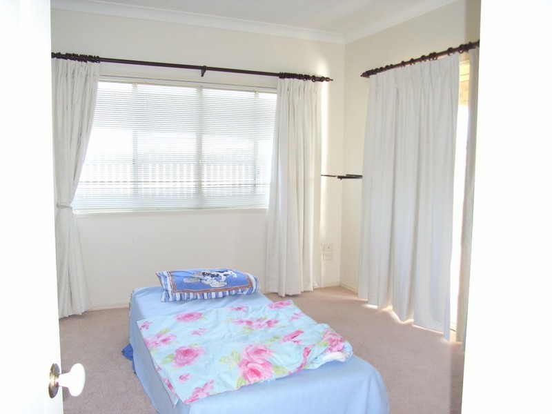 135 Sea Esplanade, Burnett Heads QLD 4670
