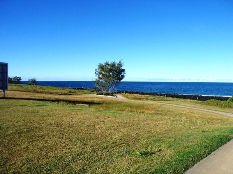 119 Barolin Esplanade, Coral Cove QLD 4670