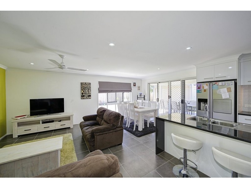 12 Mary Fox Street, Innes Park QLD 4670