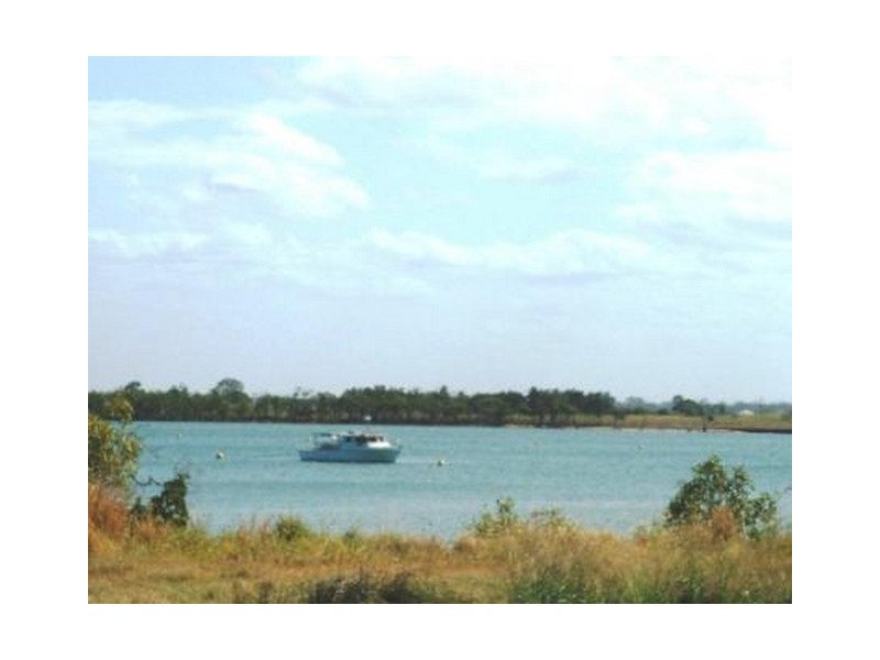 15 Corser Street, Burnett Heads QLD 4670