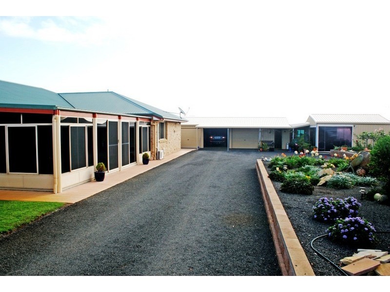 551 Windermere Road, Bargara QLD 4670