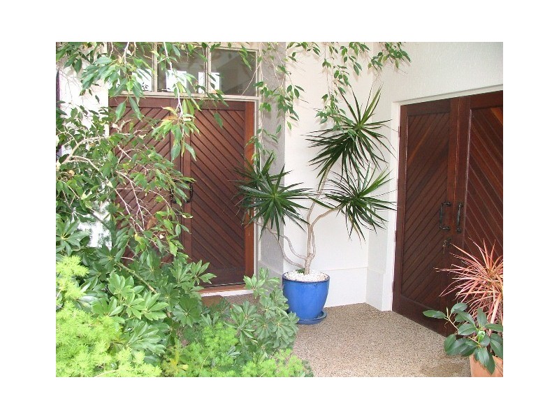 Villa 29, 5 Chantelle Circuit, Coral Cove QLD 4670