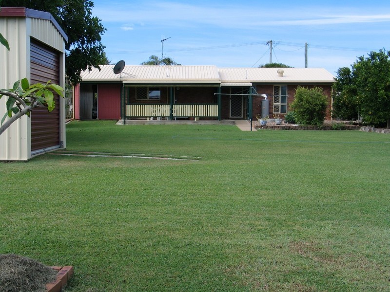 15 Ocean Street, Burnett Heads QLD 4670