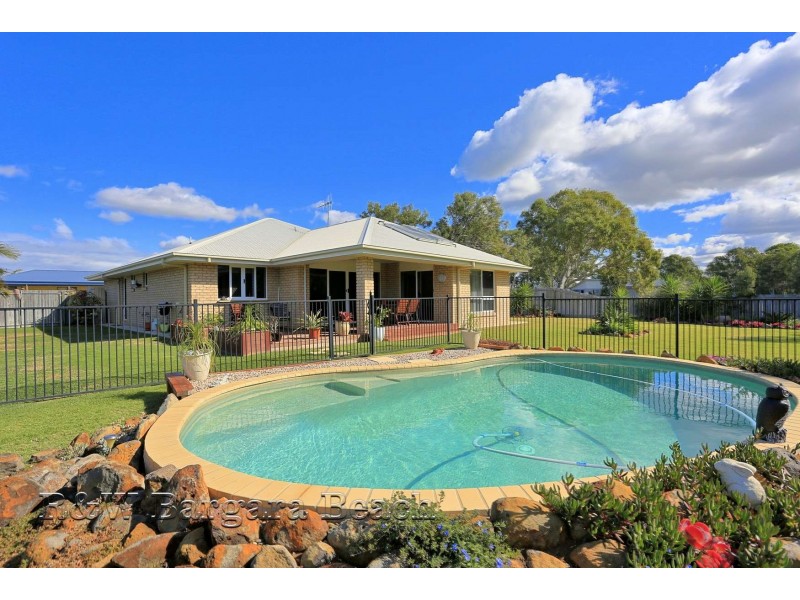 12 Betty Close, Coral Cove QLD 4670