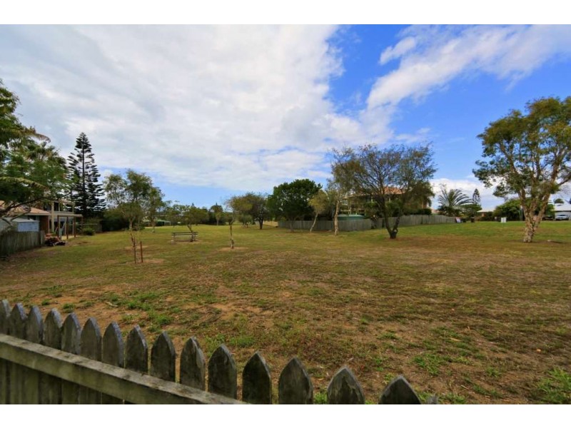 9 Pacific Court, Bargara QLD 4670
